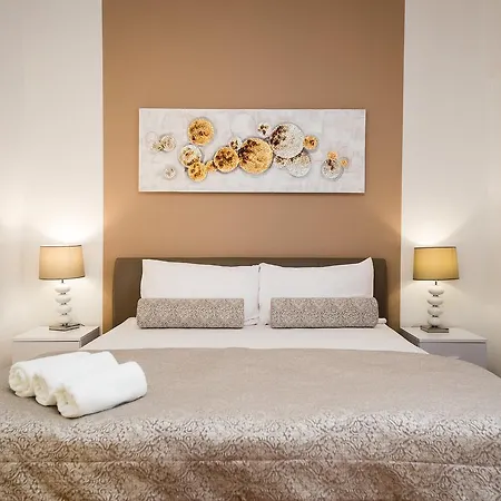 Valentino دْغاماي